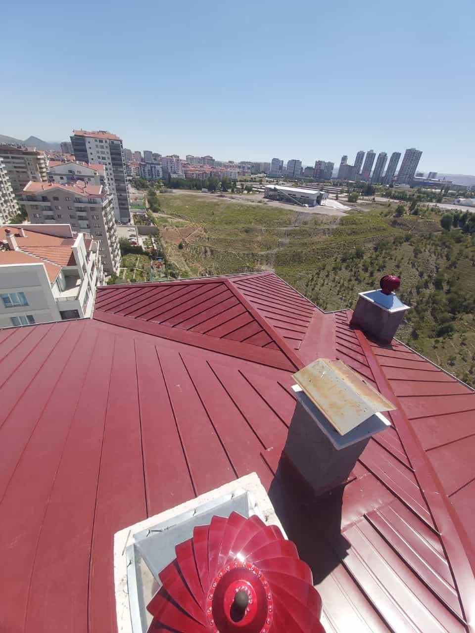 Beypazarı Merkez, Akçakavak, Kuyumcular, Rüstempaşa ve çevresi tipi binada sızdırmazlık testi yapılan Beypazarı kenet çatı kaplaması